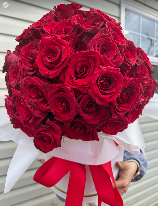 Luxury Red Rose BloomBox Arrangement | Valentine’s Day Collection | Charlotte, NC